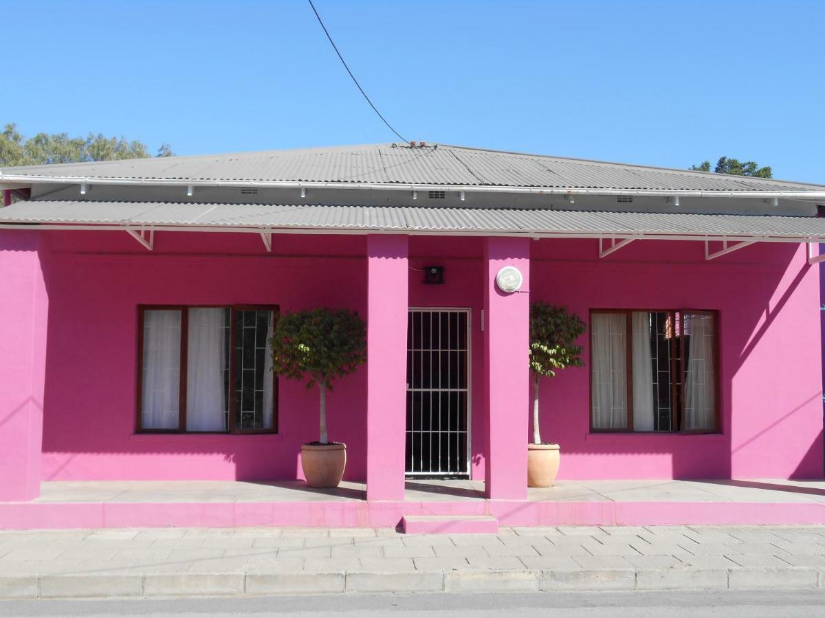 Obesa Lodge Graaff Reinet Exterior photo